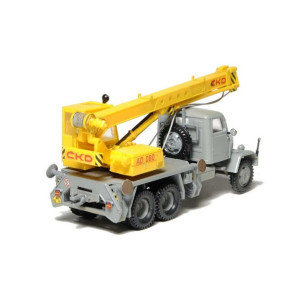 PRAGA V3S AD 080 SDV Model SDV484