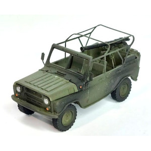 UAZ-469, samochód terenowy, działo bezodrzutowe B-10, KoTeBi KTB087133