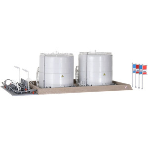 Dwa zbiorniki rafineryjne KIBRI 39832