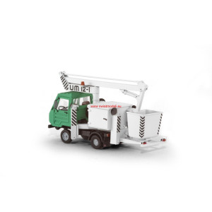 Multicar M25 z podnośnikiem koszowym Small models SM0109