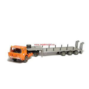 TATRA 813 4x4 NT z naczepą ZREMB N25.31 SDV Model SDV466