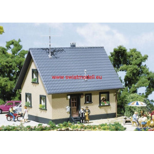 Dom jednorodzinny, Faller 130223