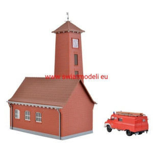 Remiza strażacka Bahlburg-Lüneburg z pojazdem Ford FK 2500 Kibri 39210