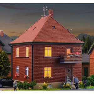 Dom piętrowy murowany KIBRI 38716