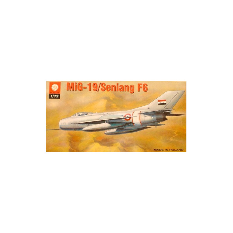 Samolot myśliwski MiG-19 / Seniang F6 Plastyk S-110