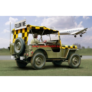Samochód terenowy Jeep Willys "Follow me" Italeri 70390