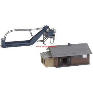 Magazyn z rampą przeładunkową buraków Faller 130184