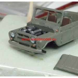 UAZ-469 samochód terenowy KoTeBi KTB087131